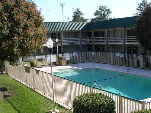 Motel 6 Columbia - University Of South Carolina Esterno foto